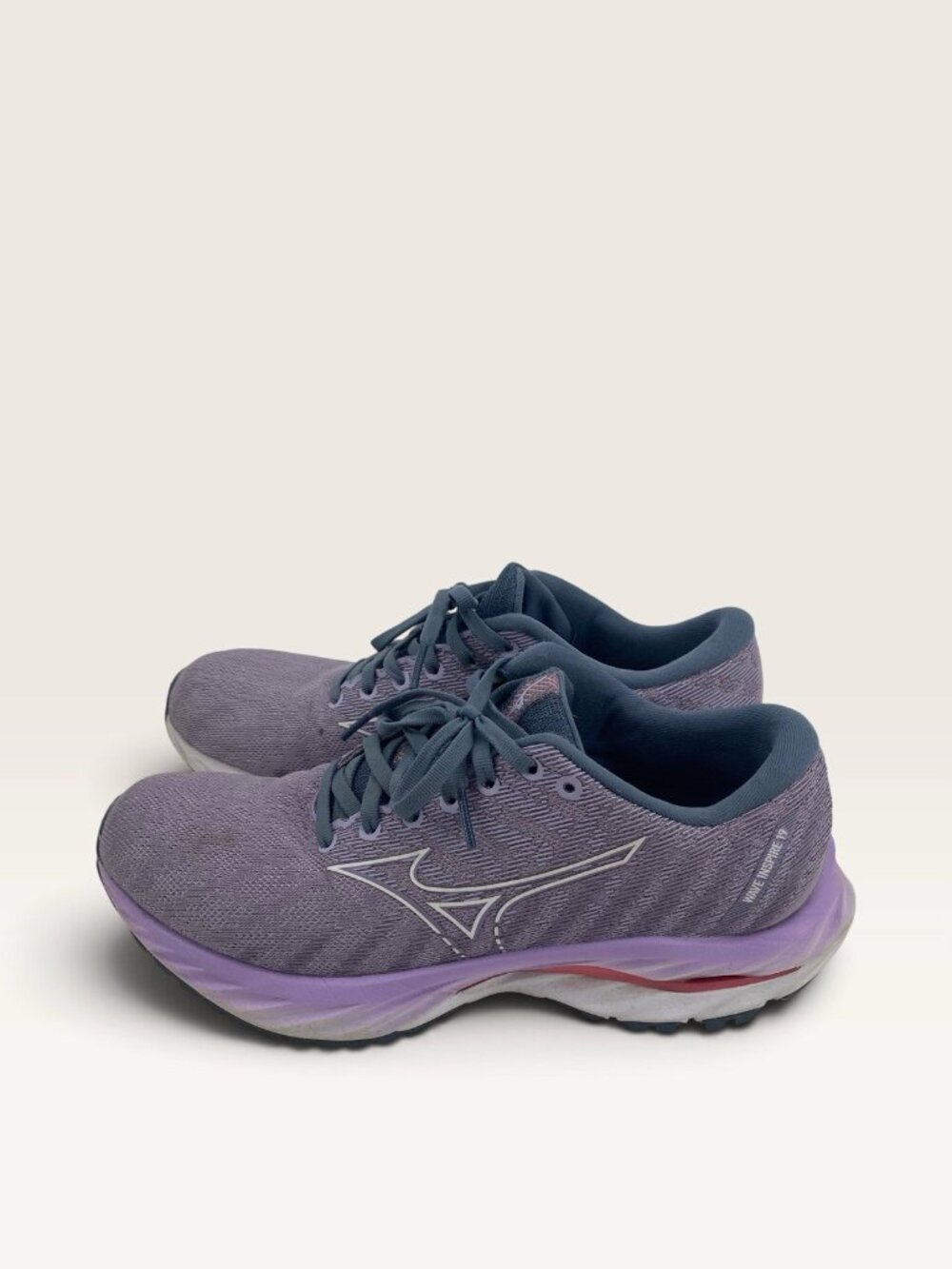 Mizuno Women’s Size 8 Purple Wave Inspire 19 411398 6BCL Running Shoes Sneakers